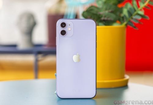 Đây là vua iPhone giá rẻ tại Việt Nam, trang bị không mạnh nhưng cực ổn, 2023 vẫn bán 7 triệu máy