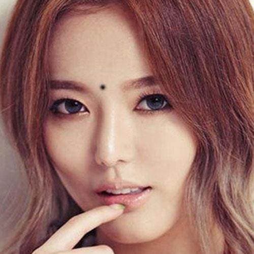 Ba nốt ruồi tốt lành nhất trên cơ thể được mệnh danh là một người phụ nữ giàu có