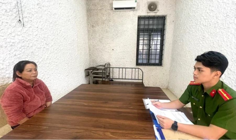 Hà Tĩnh: Đến nhà người quen xin quần áo cũ, trộm luôn hơn 1 cây vàng