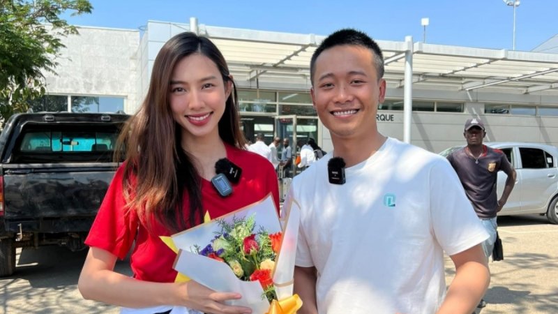 Phản ứng bất ngờ của Thùy Tiên sau hành động không đứng gần Quang Linh tại sự kiện