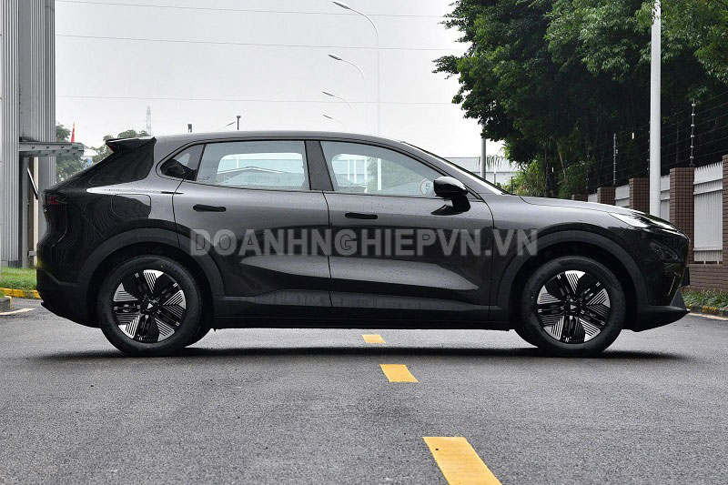 SUV hạng C công suất 312 mã lực, siêu tiết kiệm xăng, giá ‘hạt dẻ’, khách hàng thi nhau chốt đơn