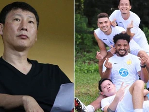 HLV Kim Sang-sik nhận tín hiệu đặc biệt, ĐT Việt Nam có biến động lớn trước AFF Cup 2024