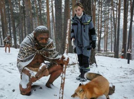 Bộ lạc nguyên thủy bậc nhất thế giới: Chuyên ăn thịt khỉ, ngón chân chỉ có 1 đốt