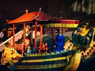 Dòng chảy lịch sử tráng lệ huy hoàng ở Lễ khai mạc Festival Ninh Bình 2024