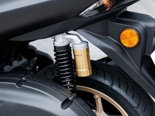 ‘Vua xe ga’ 155cc mới của Yamaha giảm giá rẻ lấn át Honda Air Blade, khách Việt săn đón hơn cả Vario