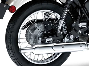 ‘Huyền thoại côn tay’ 230cc của Nhật chính thức mở bán: Đẹp lấn át Honda Winner X và Exciter, giá mềm