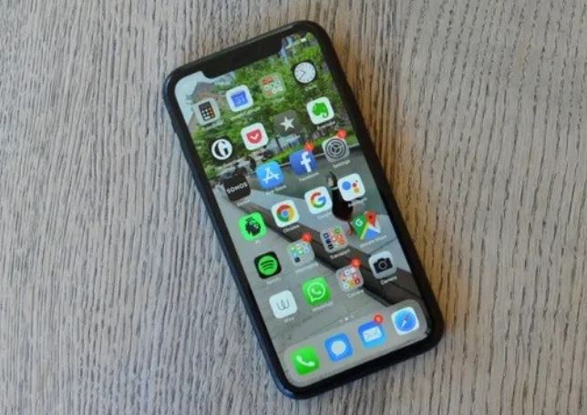 Đây là mẫu iPhone rẻ nhất Việt Nam cho người dùng mới, đủ face ID, camera xóa phông từ 4 triệu