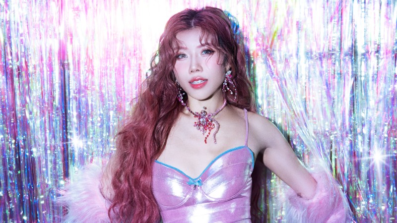 Trang Pháp định nghĩa lại khái niệm “gái ngoan” trong MV Good Girl