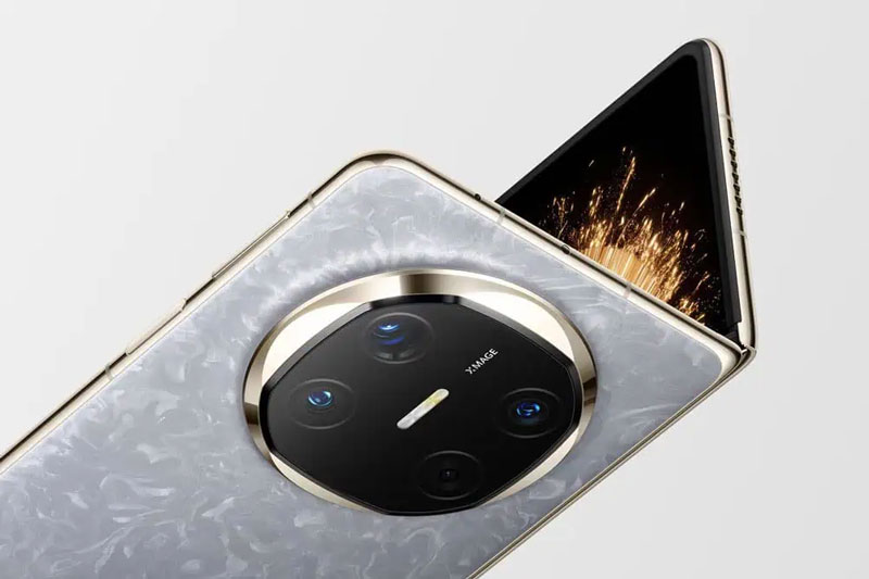 ‘Kẻ huỷ diệt’ Samsung Galaxy Z Fold6 5G ra mắt với thiết kế siêu mỏng, cấu hình ‘khủng’, hệ điều hành hoàn toàn mới