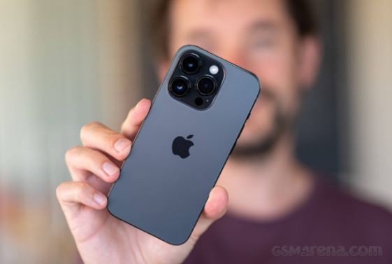 Đây là iPhone Pro viền thép cuối cùng, màn Dynamic xịn như iPhone 16 Pro nhưng rẻ hơn 10 triệu