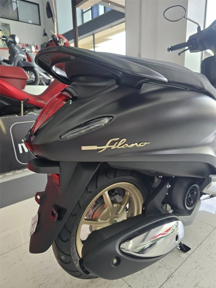 ‘Xe ga quốc dân’ 125cc mới của Yamaha về đại lý: Đẹp hơn Honda SH Mode, có ABS, phuộc Ohlins, giá rẻ ảnh 6