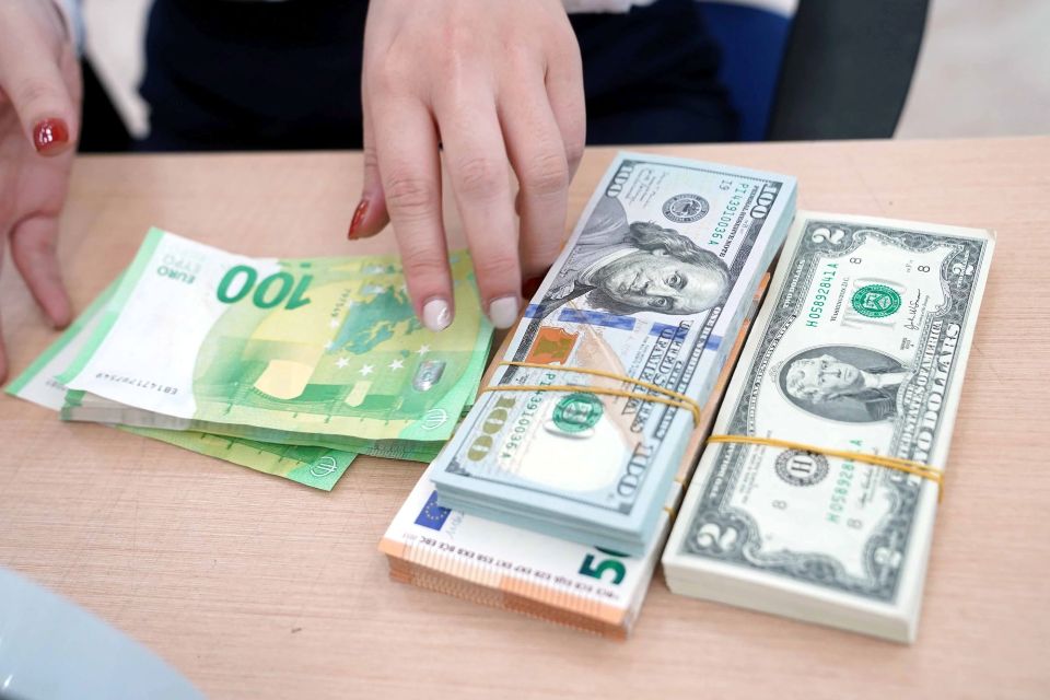 Giá ngoại tệ ngày 28/11/2024: USD chững lại tại một số ngân hàng thương mại lớn