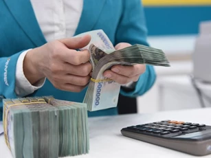Ngân hàng Nhà nước chỉ đạo ổn định lãi suất tiền gửi, phấn đấu giảm lãi suất cho vay