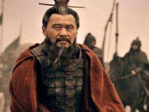 Dân gian có câu: 'Nhắc Tào Tháo, Tào Tháo đến', câu này còn có vế sau rất nổi tiếng nhưng không ai dám nói, vì sao?