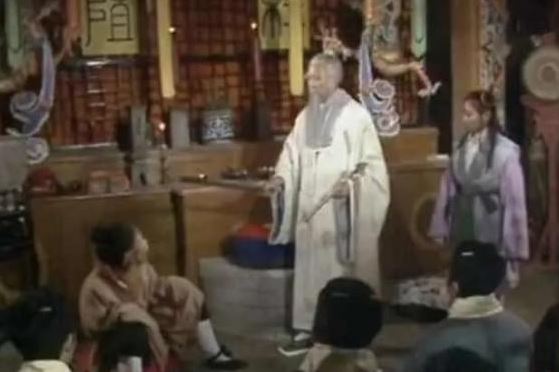 Trong 'Tây Du Ký', tại sao Bồ Đề Tổ Sư lại phải đuổi Tôn Ngộ Không xuống núi vội như vậy? Liệu có phải biết có người đang tới và để hắn tránh mặt?
