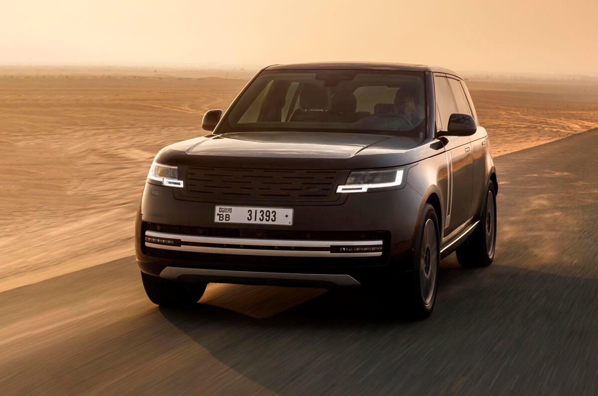 SUV điện hạng sang Range Rover Electric lộ diện trên đường thử khắc nghiệt