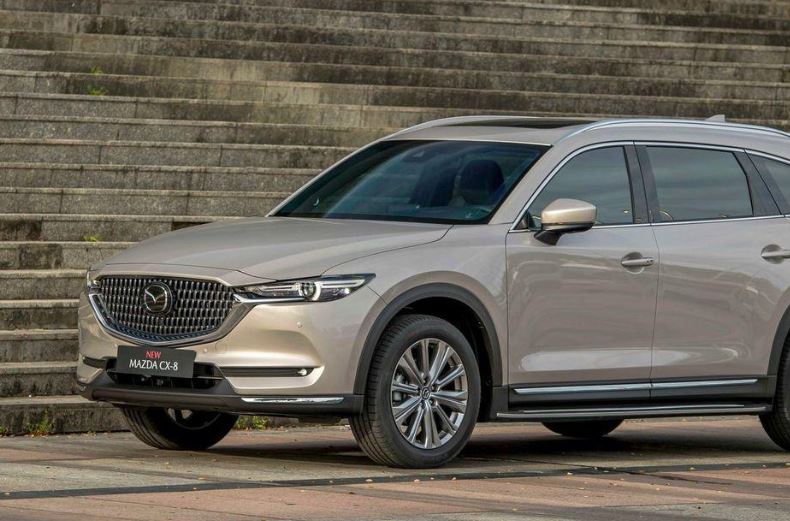 Mazda CX-8 2024: SUV sang trọng có nhiều công nghệ "nịnh" người dùng