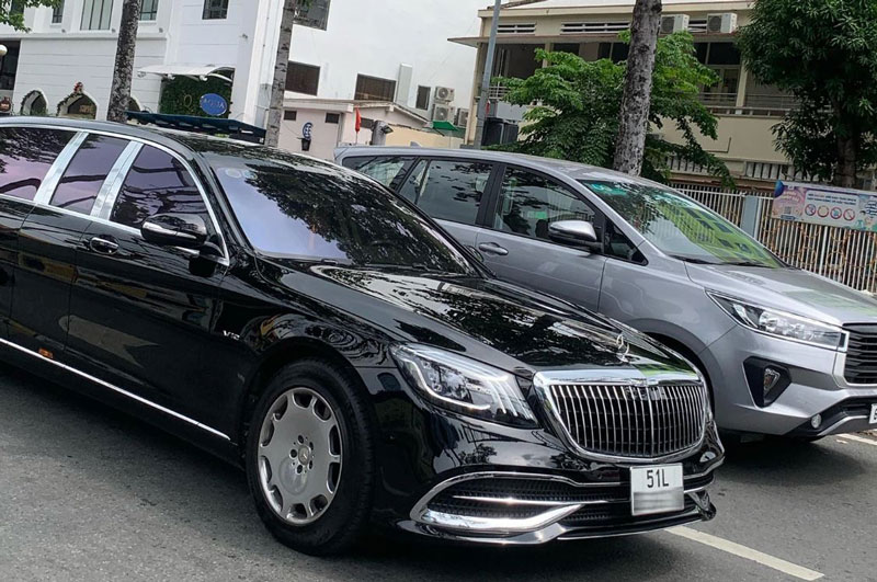 Giật mình trước chi phí thay lốp của Mercedes-Maybach S650 Pullman đủ để mua sedan hạng D