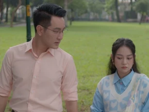 Nguyễn Phi Hùng nhận xét tình trẻ kém 21 tuổi: "Tôi như được trẻ lại, trở lại khoảng thời gian với mối tình đầu"