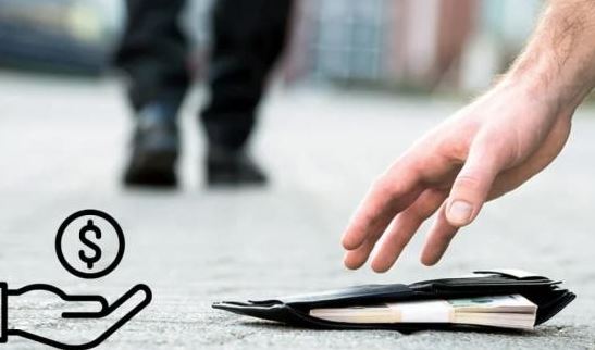 Nhặt được tiền là điềm báo gì? Chưa chắc đã là may mắn, có thể là đại họa, làm ngay 1 điều để hóa giải, phúc lộc lại dồi dào
