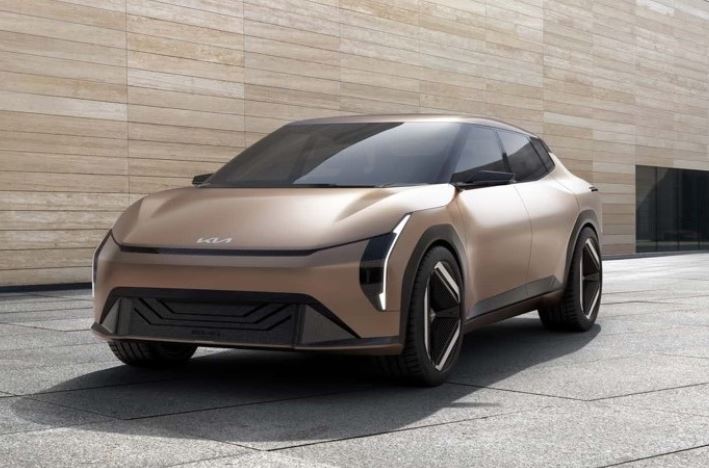 Xe điện Kia EV4 sẽ trình làng vào năm sau, giá quy đổi dự kiến từ hơn 760 triệu đồng