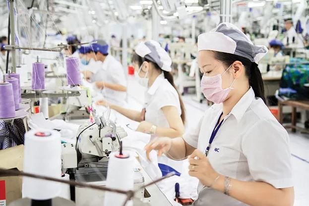 Ngành dệt may đón cơ hội dịp cuối năm