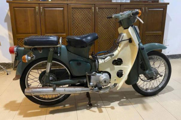 Chiếc Honda Cub của cố nhạc sĩ Trịnh Công Sơn được mua lại với giá 250 triệu đồng