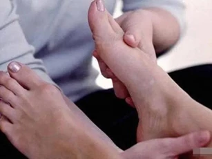 Bàn chân 'ngàn vàng' là dấu hiệu vinh hoa phú quý, bạn có thuộc kiểu này không?
