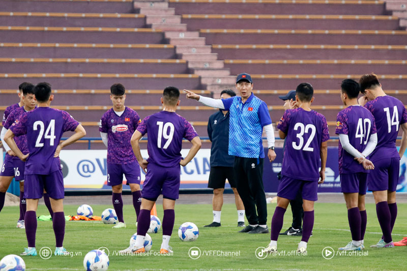 HLV Kim Sang Sik công bố danh sách 26 cầu thủ tham dự ASEAN Cup 2024: Văn Lâm bị loại