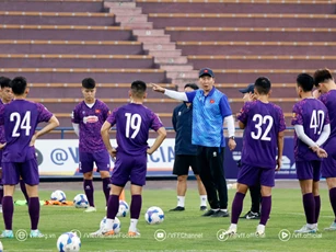HLV Kim Sang Sik công bố danh sách 26 cầu thủ tham dự ASEAN Cup 2024: Văn Lâm bị loại