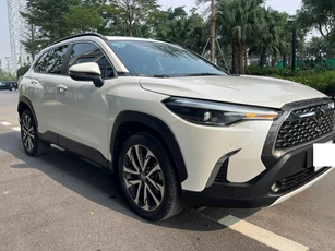 Toyota Corolla Cross chạy lướt 2 năm tại Việt Nam lên sàn xe cũ với giá ngỡ ngàng