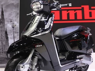 ‘Vua xe ga’ 275cc mới tinh ‘Made in Italy’ ra mắt: Đẹp lấn át Honda SH và Air Blade, giá cực hấp dẫn