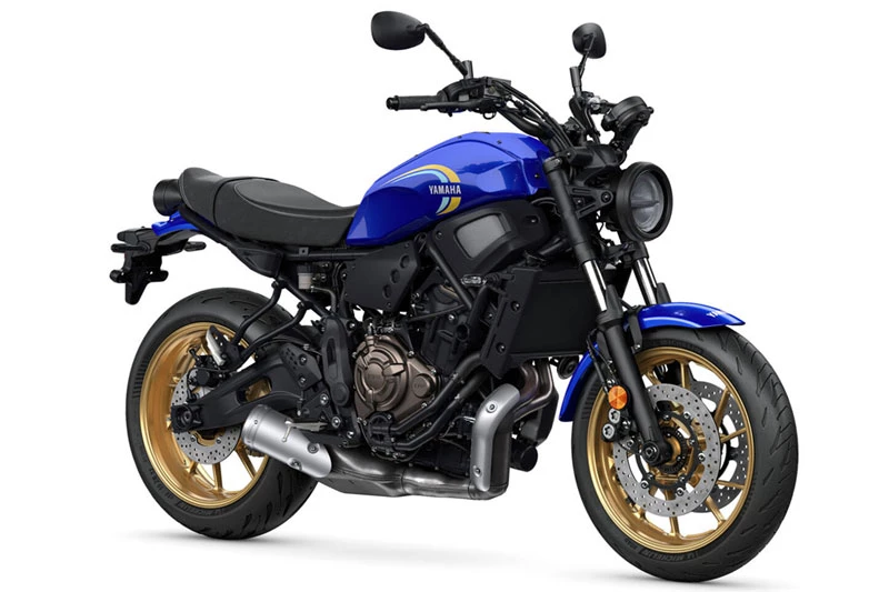 Yamaha XSR700 2024.