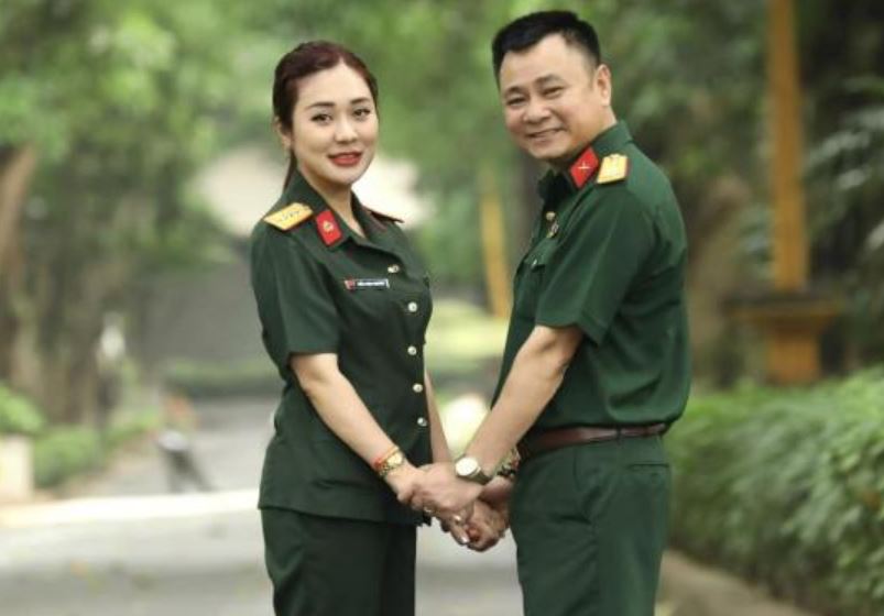 'Nóc nhà' của NSND Tự Long: Nhan sắc lộng lẫy, kín tiếng đời tư