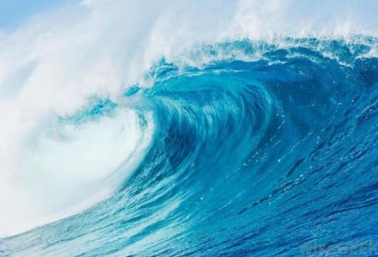 Tại sao nước biển mặn?