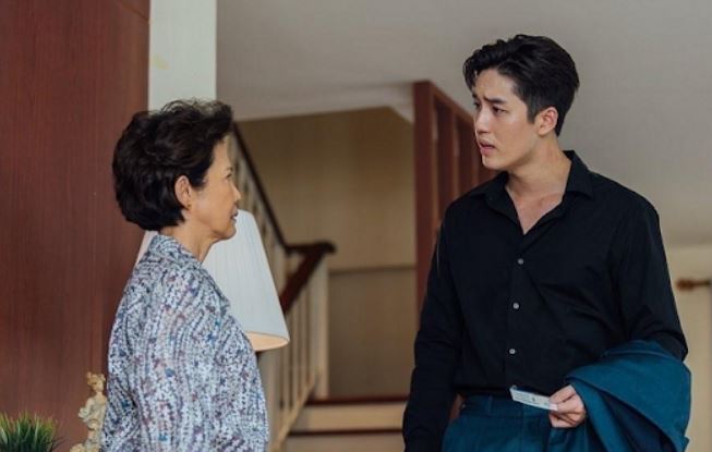 Con trai "đội vợ lên đầu," mẹ chồng quyết làm khó nàng dâu và cái kết khiến cả nhà chấn động