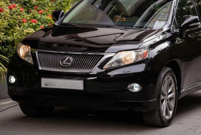 Lăn bánh 12 vạn kilomet, Lexus RX350 rao bán ngang ngửa Mazda CX-5 "đập hộp"