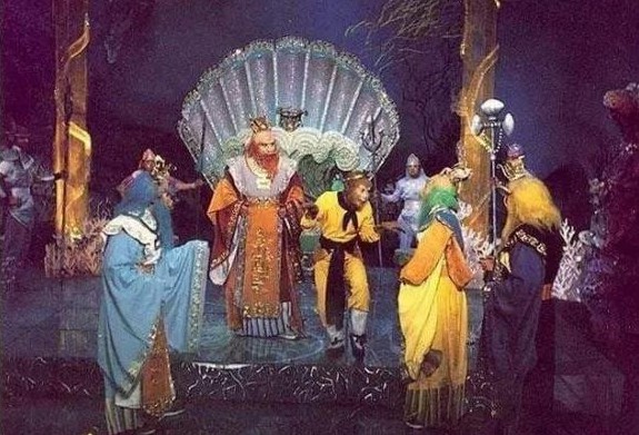 Trong 'Tây Du Ký' - Tứ Hải Long Vương là anh em, vậy họ là con của ai?