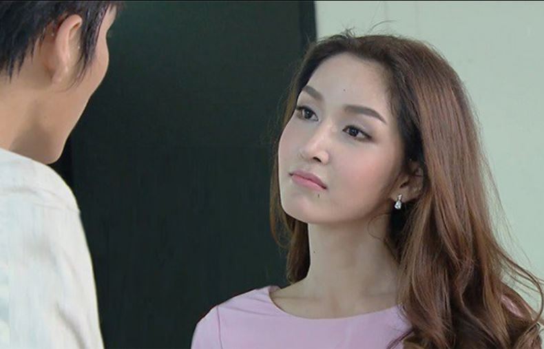 Biếu mẹ đẻ bộ quần áo mới bị chồng chỉ trích: ‘Lại lấy của nội làm giàu đằng ngoại’ – Pha phản kháng của người vợ khiến gã chồng keo kiệt mất ngủ cả đêm