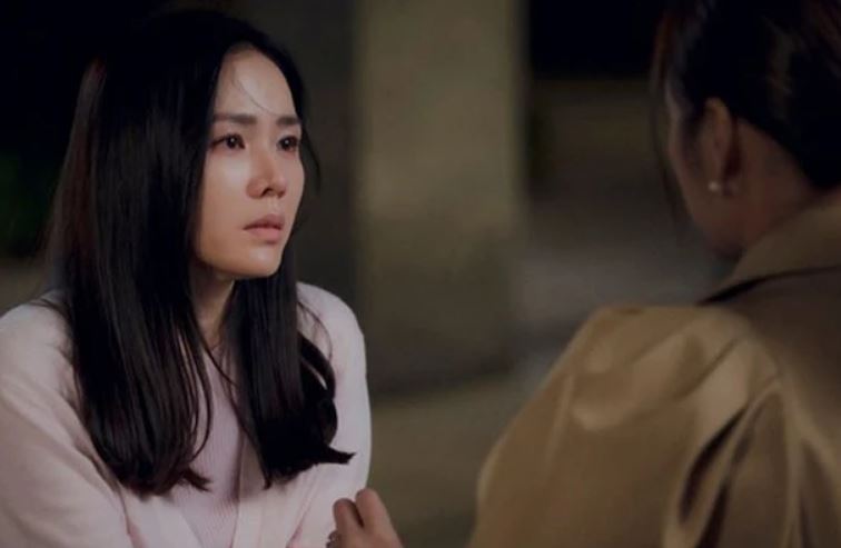 Mẹ chồng rút ví trống trơn, đưa ra yêu cầu khiến cả nhà bàng hoàng: "Các con thuê mẹ làm giúp việc"