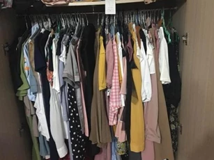 Đặt một lọ gạo trong tủ quần áo đem đến rất nhiều lợi ích, mẹo hay nhưng ít người biết