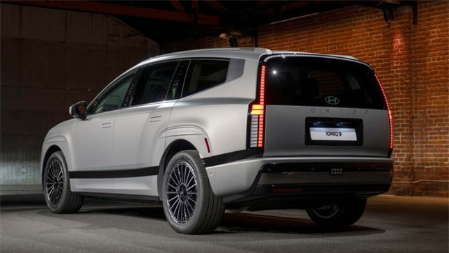 Vén màn mẫu SUV điện lớn nhất của Hyundai ảnh 4