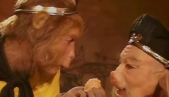 Tại sao Trư Bát Giới lại nuốt chửng quả nhân sâm mà không nhai kỹ? Phải chăng hắn đã phát hiện ra một bí mật?