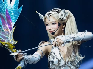 Hoàng Yến Chibi được fan tặng danh hiệu "chị đẹp chấn động"