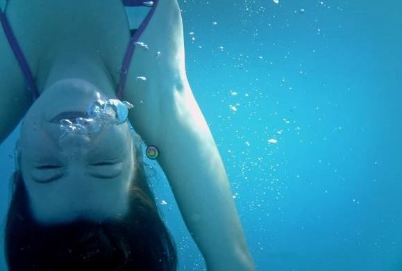 Một người có thể nín thở được bao lâu? Tại sao con người không thể tự tử bằng cách nhịn thở?