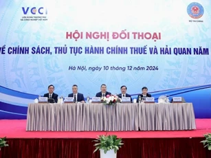 Vướng quy định nhập khẩu bông rơi, doanh nghiệp phải trả tiền lưu kho bãi hàng tỷ đồng