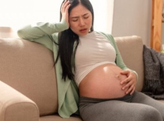 Con dâu bầu gọi 9 món nhưng chỉ ăn hết 2 khiến cả nhà trách hoang phí, chỉ mẹ chồng bênh ra mặt