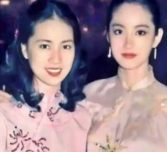 Sau khi xem ảnh cũ của Lâm Phụng Kiều và Ngô Ỷ Lợi, tôi mới hiểu tại sao Thành Long hồi đó lại 'mắc lỗi' như vậy