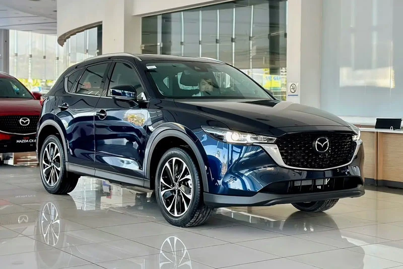 Mazda CX-5 đứng thứ 2.