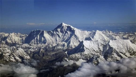 Dãy Himalaya, bức họa người ngoài hành tinh, người ngoài hành tinh trên dãy Himalaya